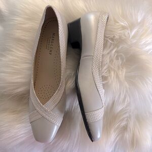 New Mark Lemp Classic Tracy White/Snake Woman’s Low Heel Pump Shoes 7N